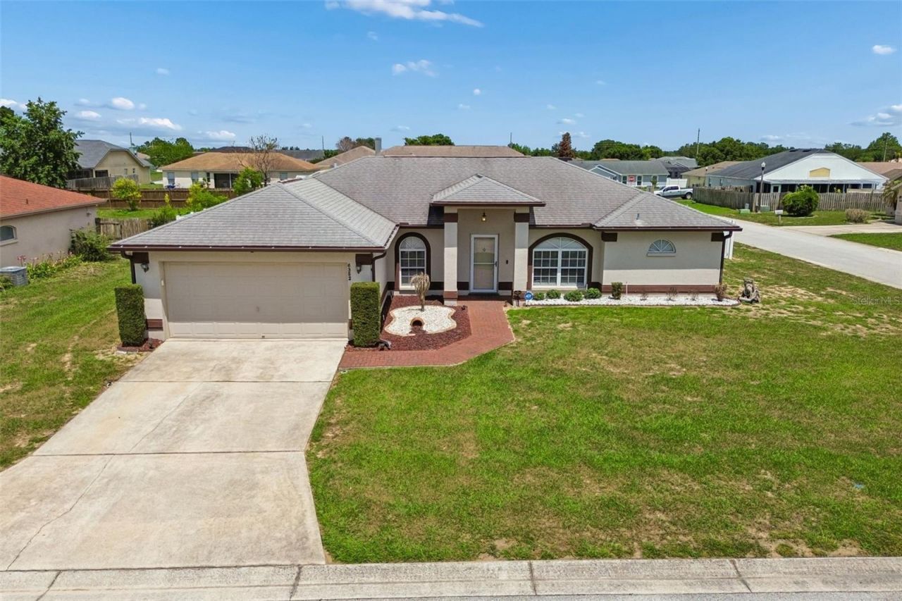 6352 Prominence Point Drive, Lakeland, FL 33813 Photo