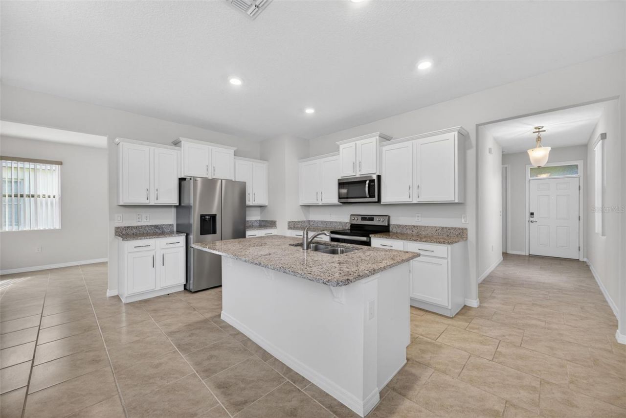 17386 Blazing Star Circle, Clermont, FL 34714 Photo