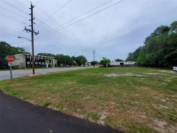 903 N DIXIE FREEWAY , NEW SMYRNA BEACH, FL 32168