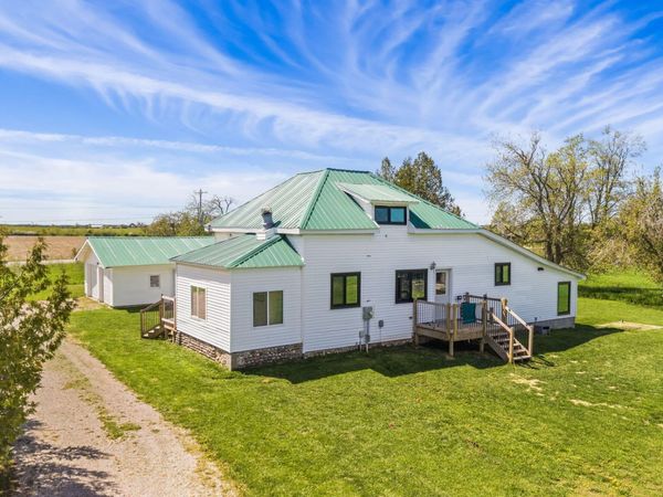 13944 Walker Highway, Millersburg, MI 49759