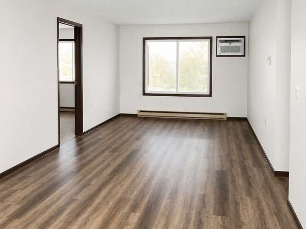808 Hills Avenue , Unit S207, Jackson, MN 56143