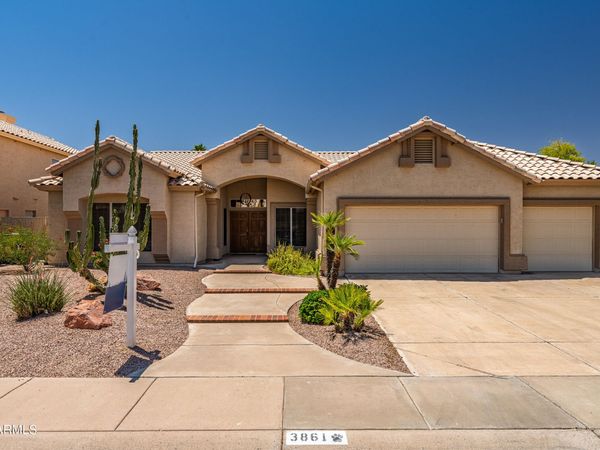3861 E AMBERWOOD Drive, Phoenix, AZ 85048