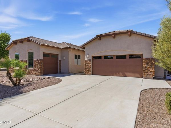 674 E Sipapu Drive, Gilbert, AZ 85297