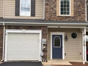 204 WHITLEY DRIVE, CHAMBERSBURG, PA 17201