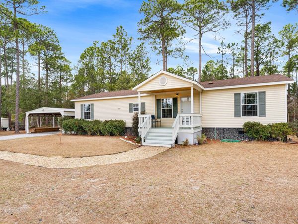 60 N Magnolia Court, Freeport, FL 32439