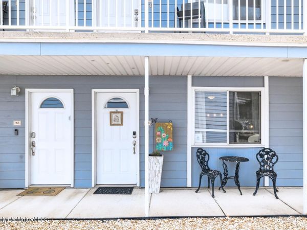1664 Beach Boulevard, Biloxi, MS 39531