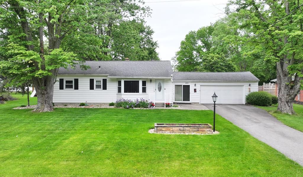 633 Bendle Ave, Shelby, OH 44875 Main Photo