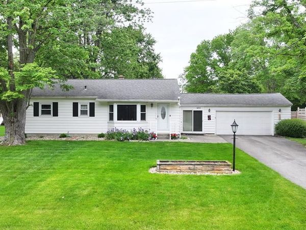 633 Bendle Ave, Shelby, OH 44875