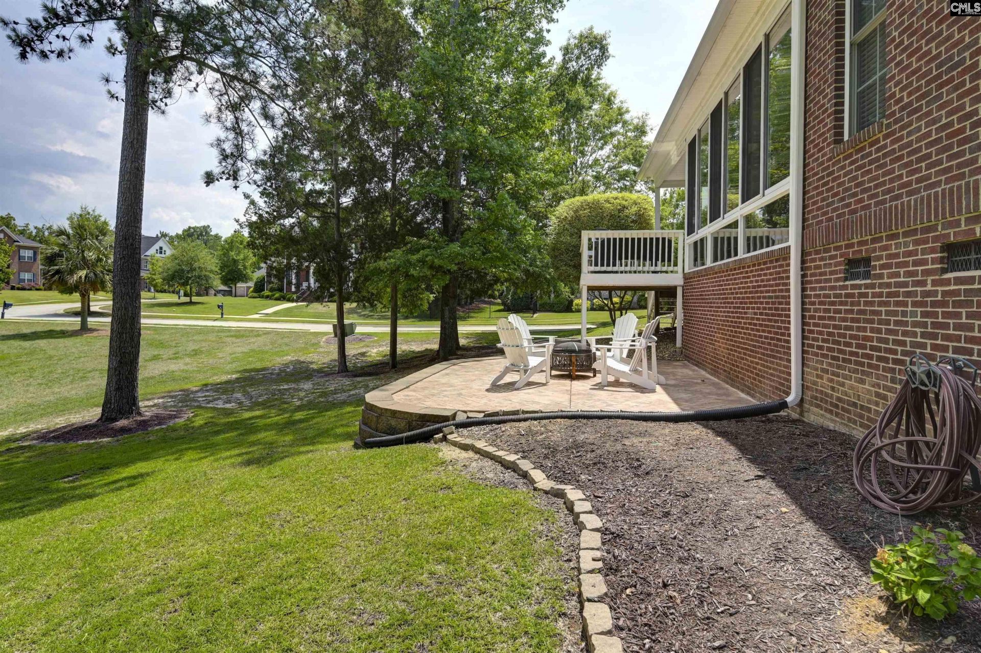 149 Lakeport Drive Photo 17