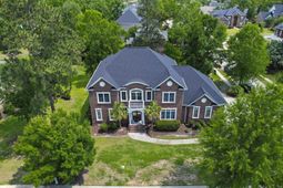 149 Lakeport Drive photo 4