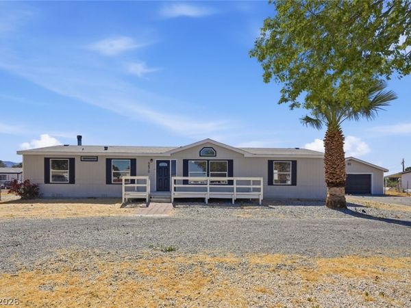 5670 Deanna Street, Pahrump, NV 89048