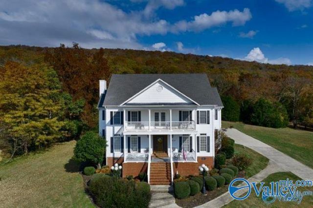 310 Mountain Lane, Gurley, AL 35748 Main Photo