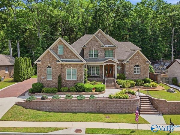 7057 Pale Dawn Place SE, Owens Cross Roads, AL 35763
