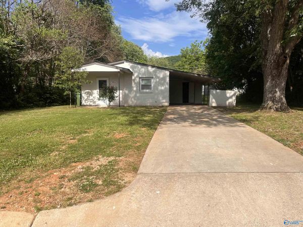 3816 Colton Lane NE, Huntsville, AL 35811