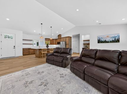 920 Long Iron Drive, Lake Almanor, CA 96020 Photo