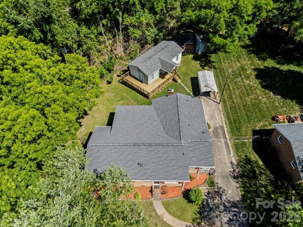 3326 Dunaire Drive , Charlotte, NC 28205