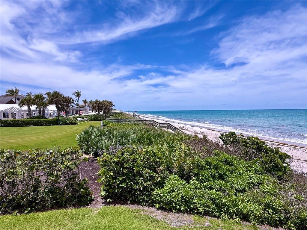 400 Beach Road, Unit 246, Indian River Shores, FL 32963 Photo