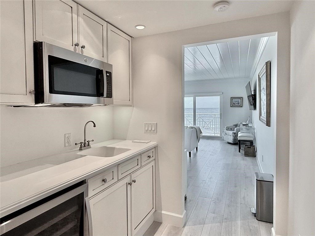 400 Beach Road, Unit 246, Indian River Shores, FL 32963 Photo