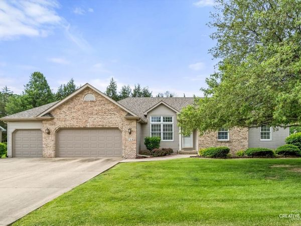 714 E Knights Road , Sandwich, IL 60548