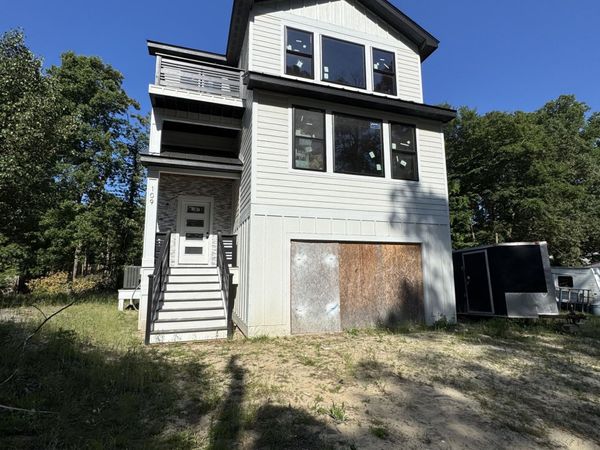 109 Linden Street, Jarvisburg, NC 27947