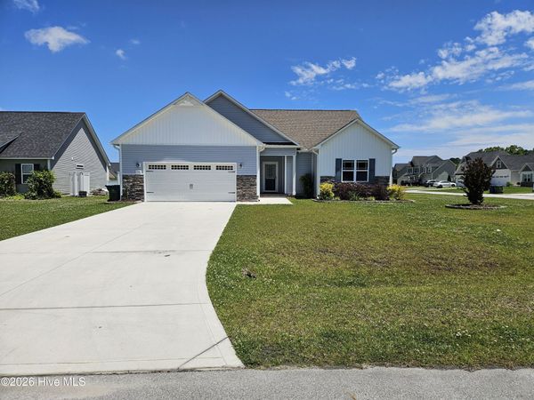 300 Channel Run Lane , Sneads Ferry, NC 28460