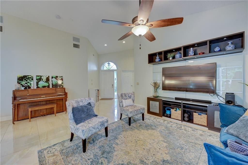 8171 Hampton Wood Drive, Boca Raton, FL 33433 Photo