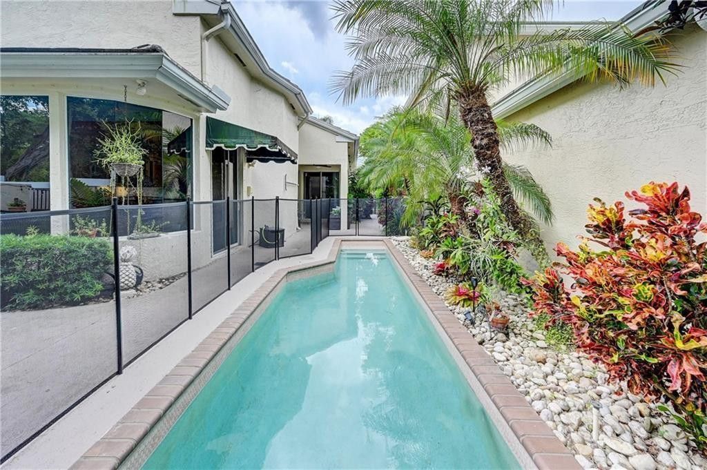 8171 Hampton Wood Drive, Boca Raton, FL 33433 Photo