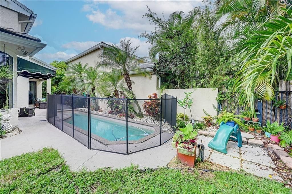 8171 Hampton Wood Drive, Boca Raton, FL 33433 Photo