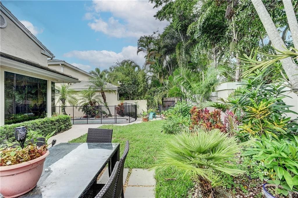 8171 Hampton Wood Drive, Boca Raton, FL 33433 Photo