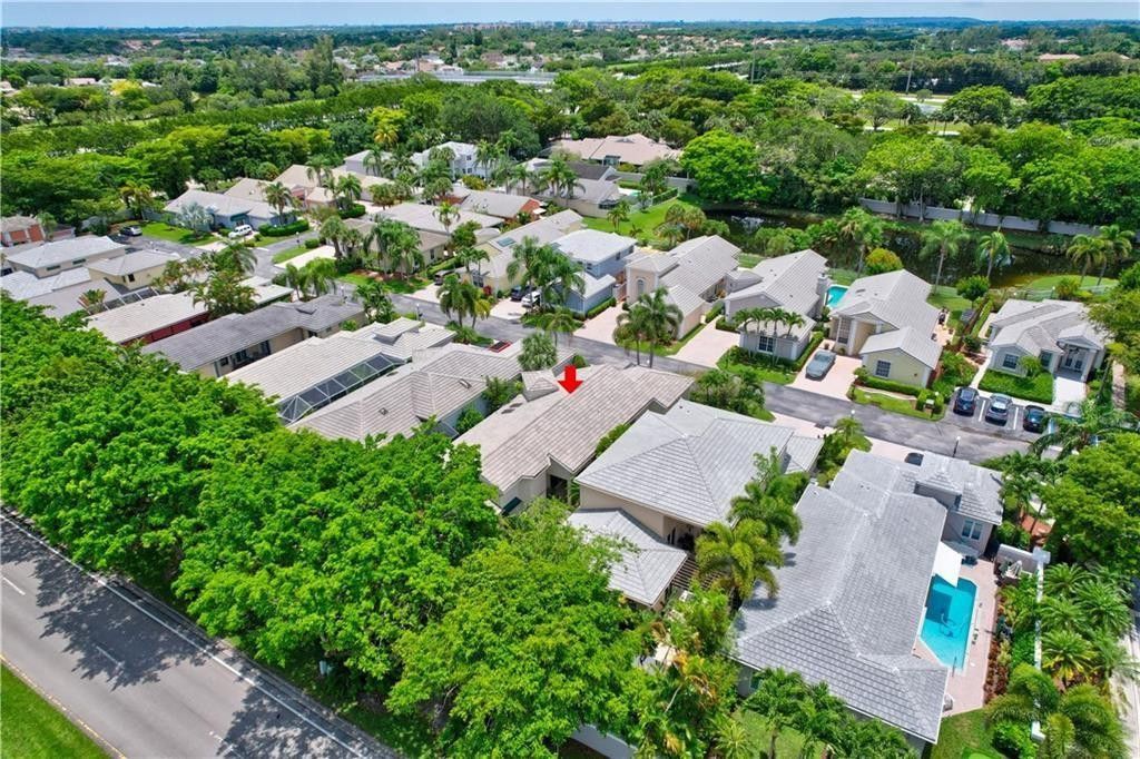 8171 Hampton Wood Drive, Boca Raton, FL 33433 Photo