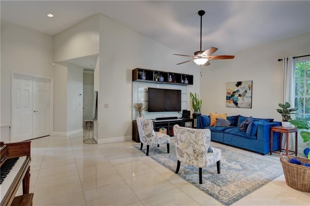 8171 Hampton Wood Drive, Boca Raton, FL 33433 Photo