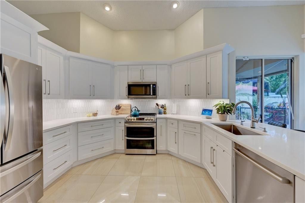 8171 Hampton Wood Drive, Boca Raton, FL 33433 Photo