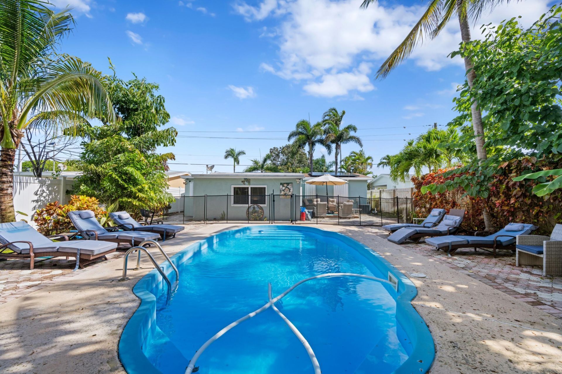 702 W Bloxham Street, Lantana, FL 33462 Photo