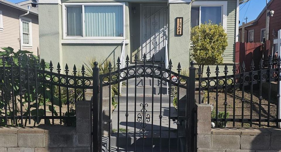 1324 103rd Ave, Oakland, CA 94603 Photo
