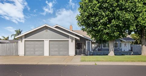 747 Foxfire Dr, Manteca, CA 95337 Photo