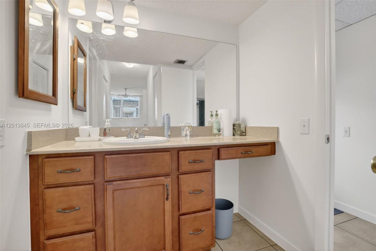 9090 Lime Bay Blvd, Unit 203, Tamarac, FL 33321 Photo