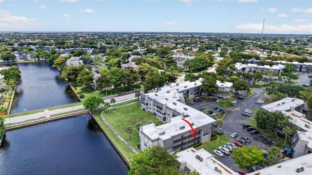 9090 Lime Bay Blvd, Unit 203, Tamarac, FL 33321 Photo