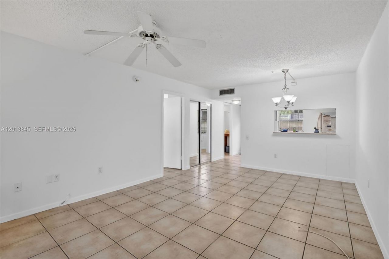 9090 Lime Bay Blvd, Unit 203, Tamarac, FL 33321 Photo