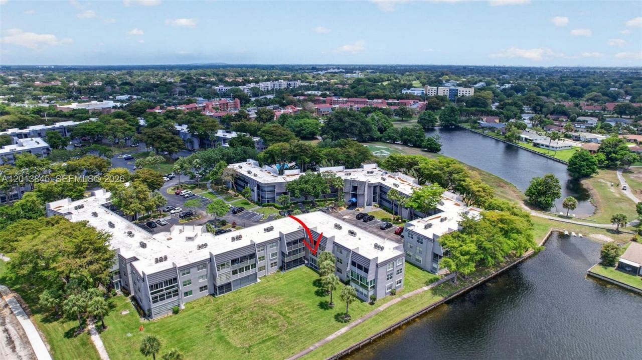9090 Lime Bay Blvd, Unit 203, Tamarac, FL 33321 Photo