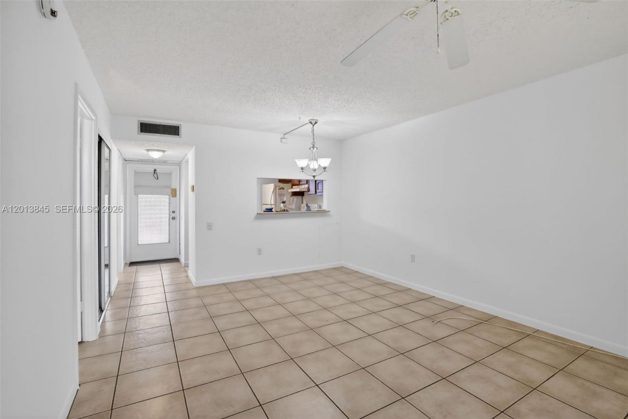 9090 Lime Bay Blvd, Unit 203, Tamarac, FL 33321 Photo