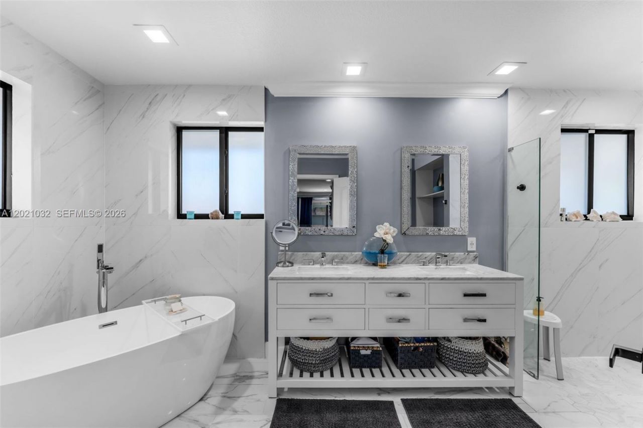 15742 SW 102nd Lane, Miami, FL 33196 Photo