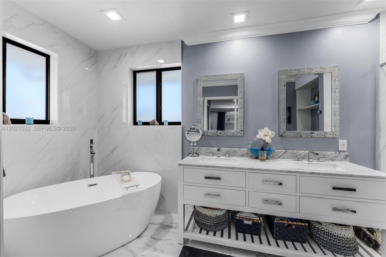 15742 SW 102nd Lane, Miami, FL 33196 Photo