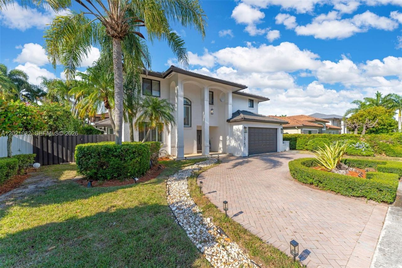 15742 SW 102nd Lane, Miami, FL 33196 Photo