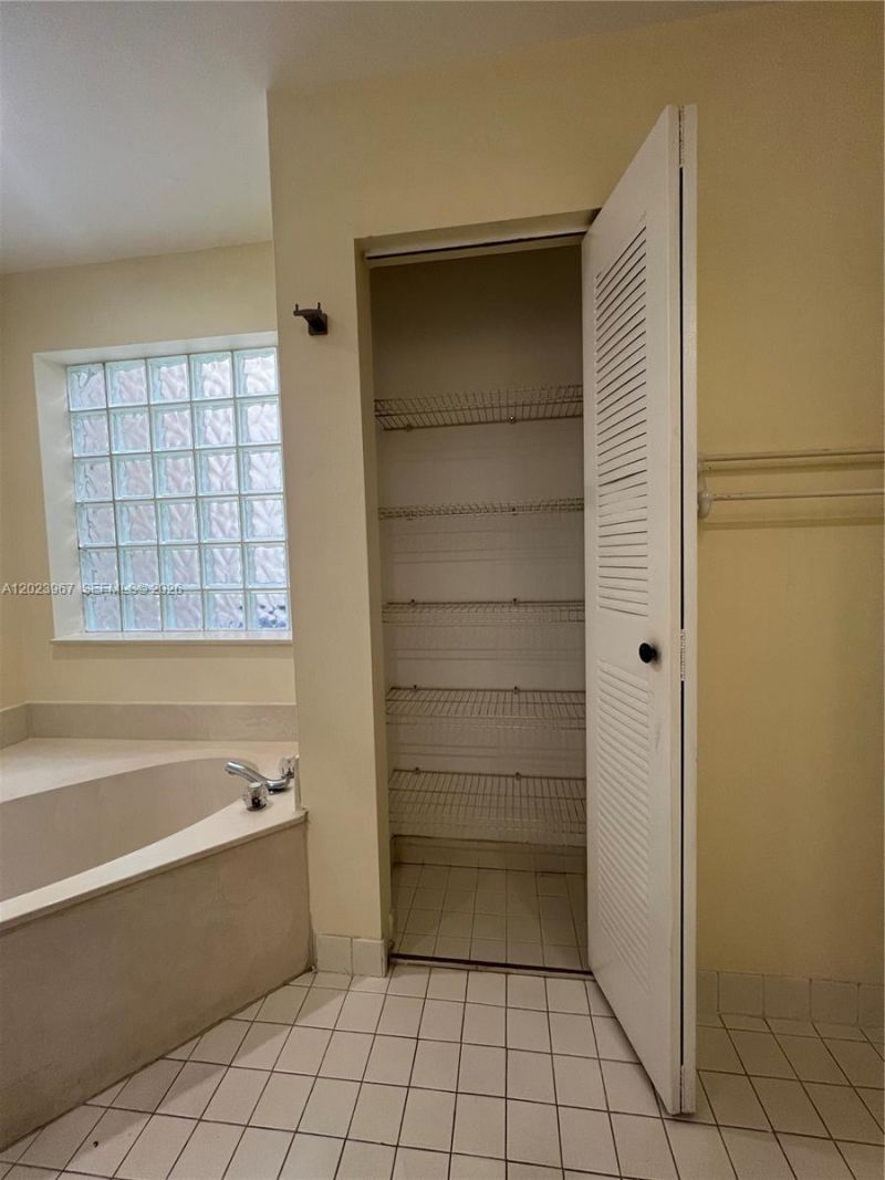 16373 Malibu Dr , Unit 51, Weston, FL 33326 Photo