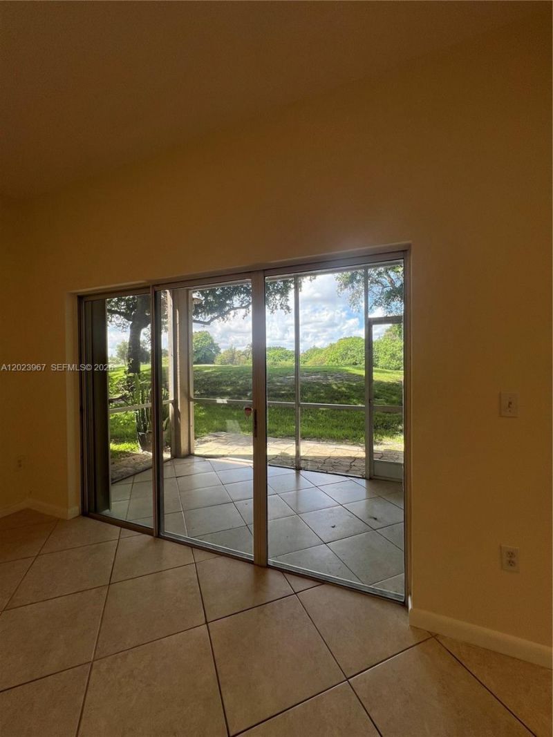 16373 Malibu Dr , Unit 51, Weston, FL 33326 Photo