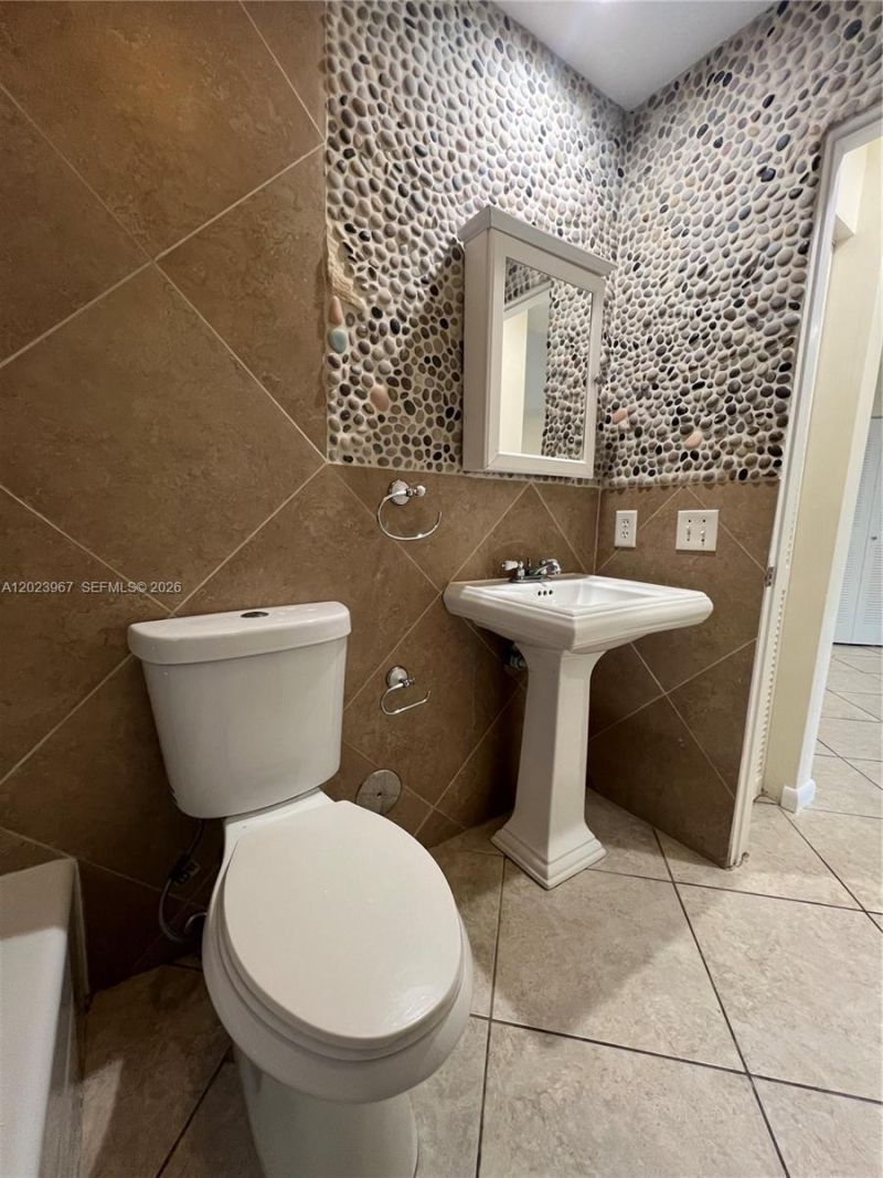 16373 Malibu Dr , Unit 51, Weston, FL 33326 Photo