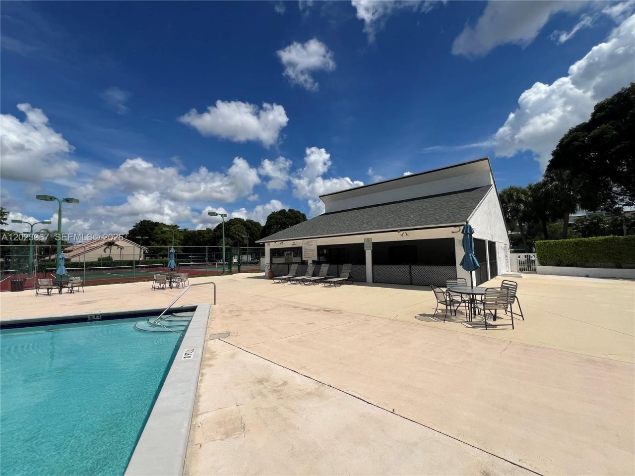 16373 Malibu Dr , Unit 51, Weston, FL 33326 Photo