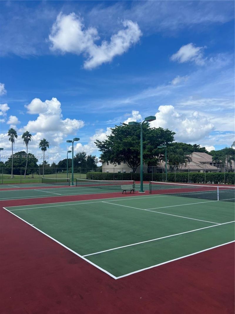 16373 Malibu Dr , Unit 51, Weston, FL 33326 Photo