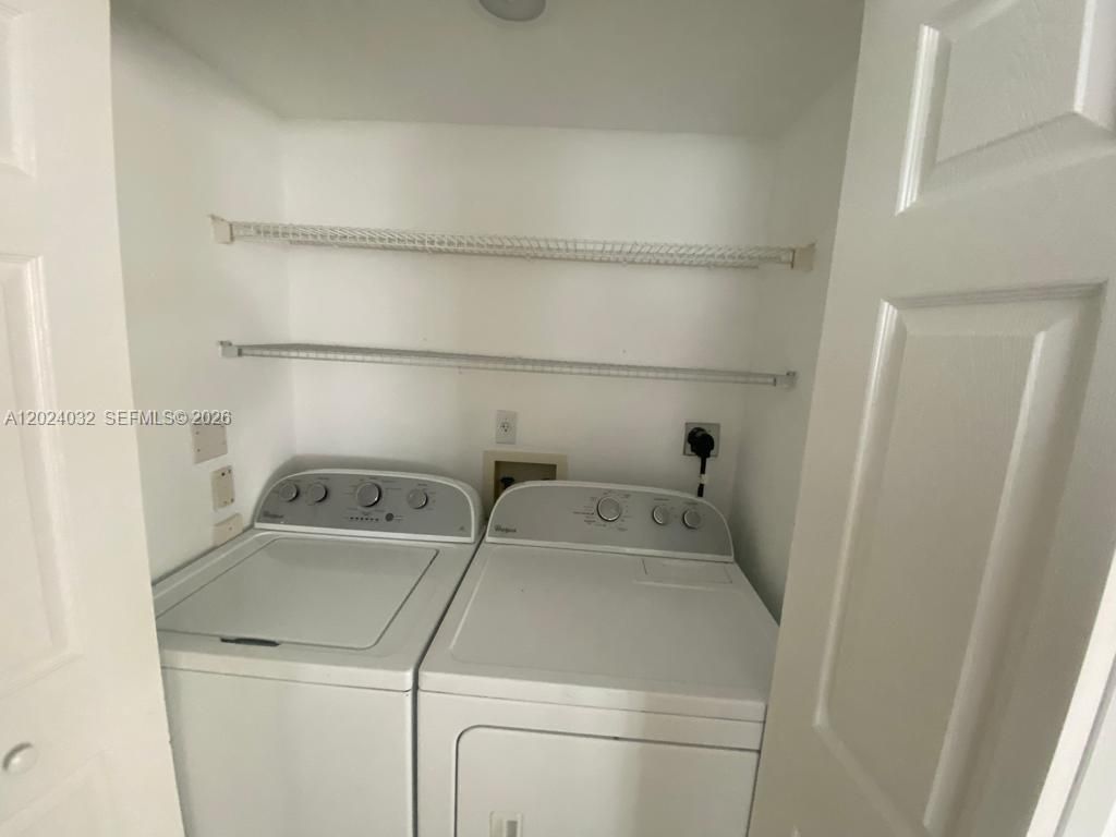 1155 Brickell Bay Dr , Unit 1202, Miami, FL 33131 Photo