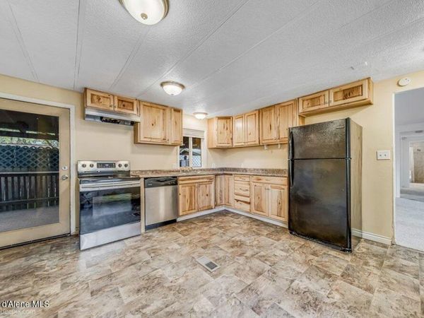 3075 E Collingwood Ave, Post Falls, ID 83854